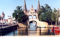 Waterpoort Sneek achterkant.
